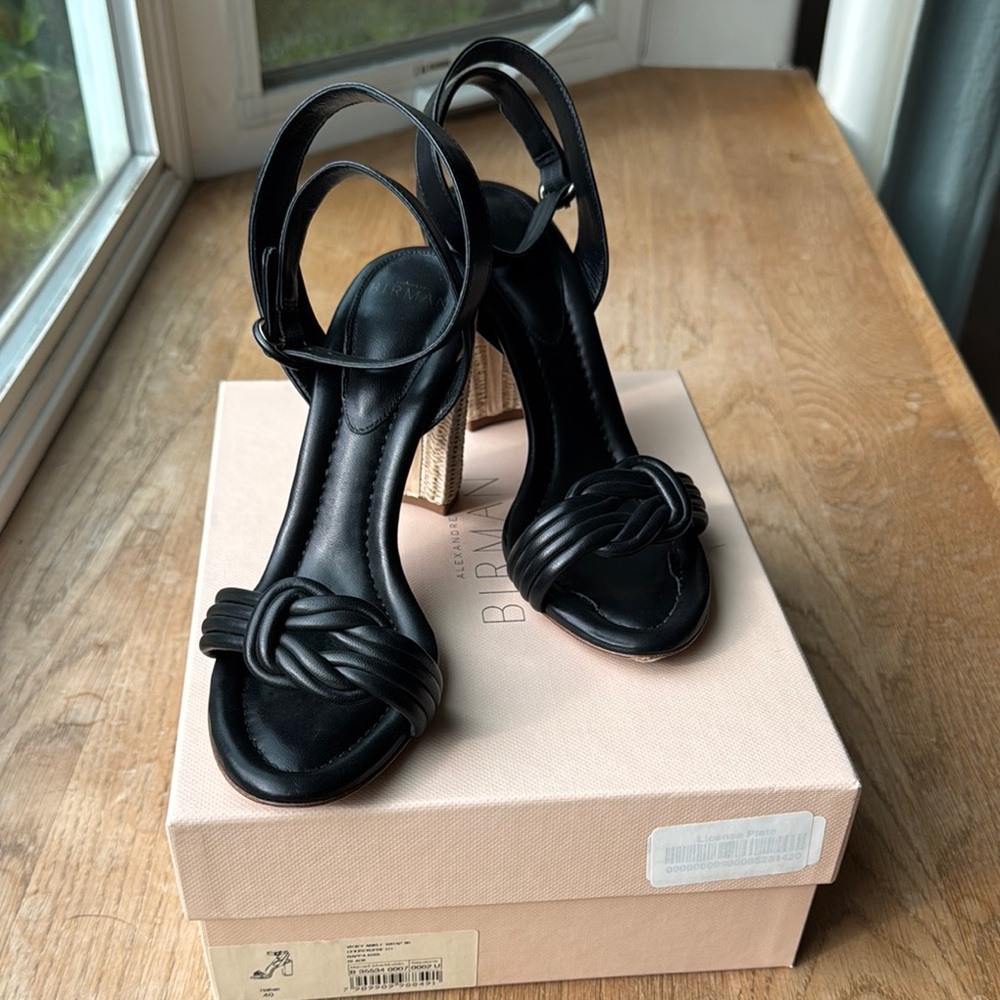 Alexandre Birman Vicky Black Sandals
